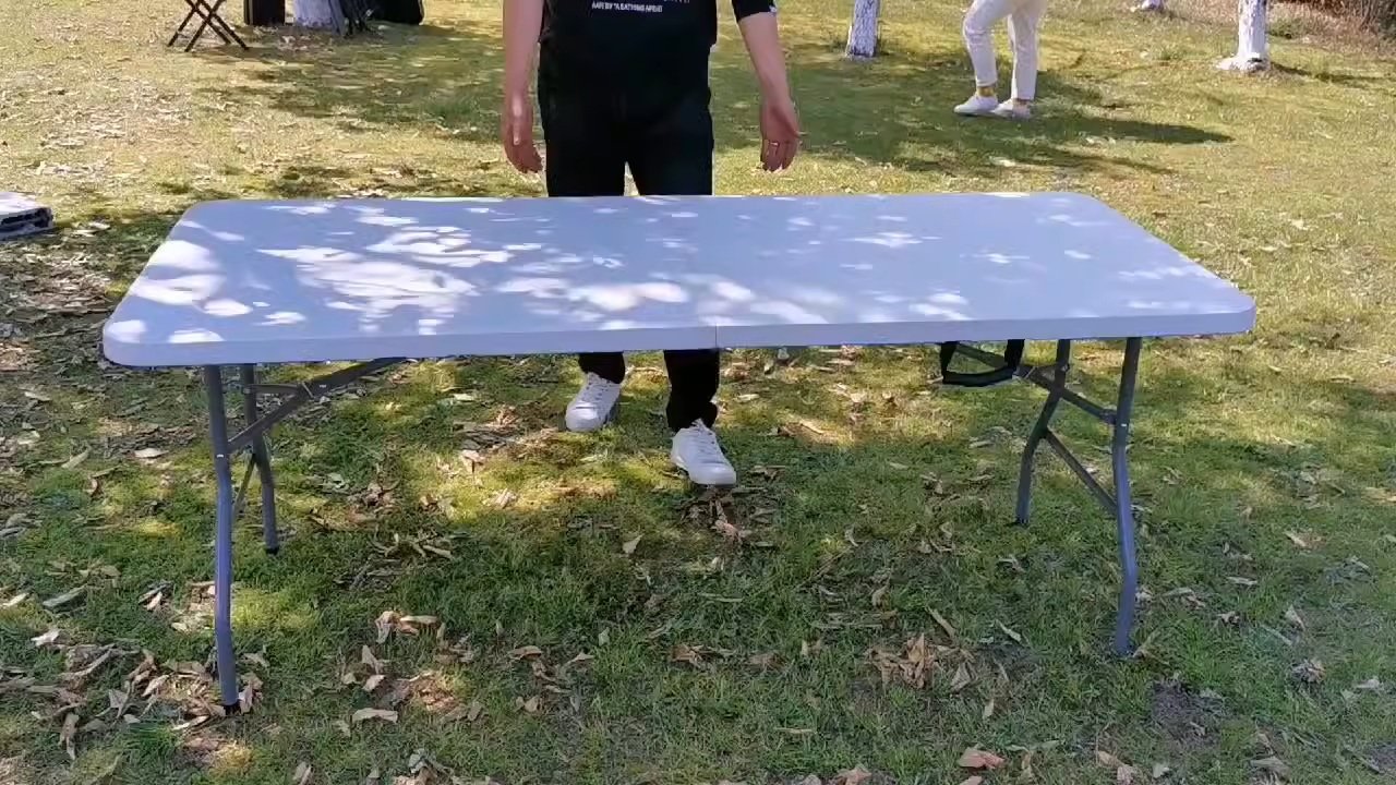 How Restaurants Can Enhance Dining Spaces with Versatile Wholesale Folding Tables